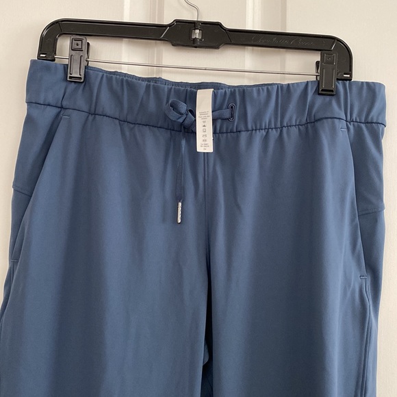 Lululemon On The Fly Pant Size 8 Full-On Luxtreme rare find - Picture 5 of 11